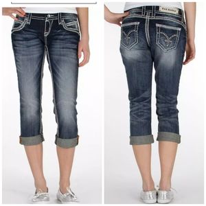 Rock Revival Becky Easy Capri Like New Size 31 Women's Jeans